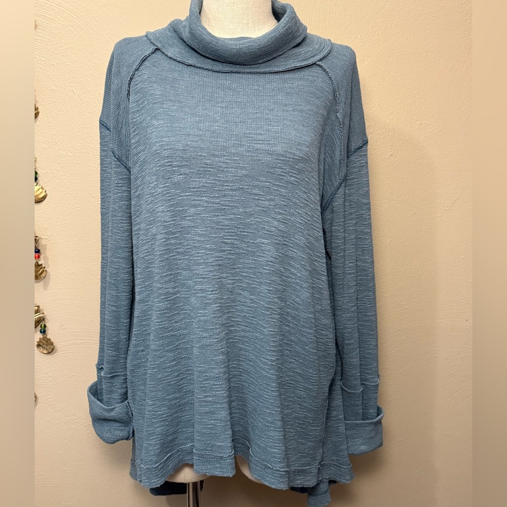 Free People We The Free Split-Back Turtleneck Blue Heavy Knit Pullover Top